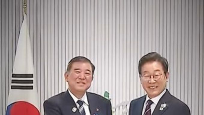 President Lee Jae-myung and Japanese Prime Minister Ishiba Hold Bilateral Talks at G7 Summit in Canada